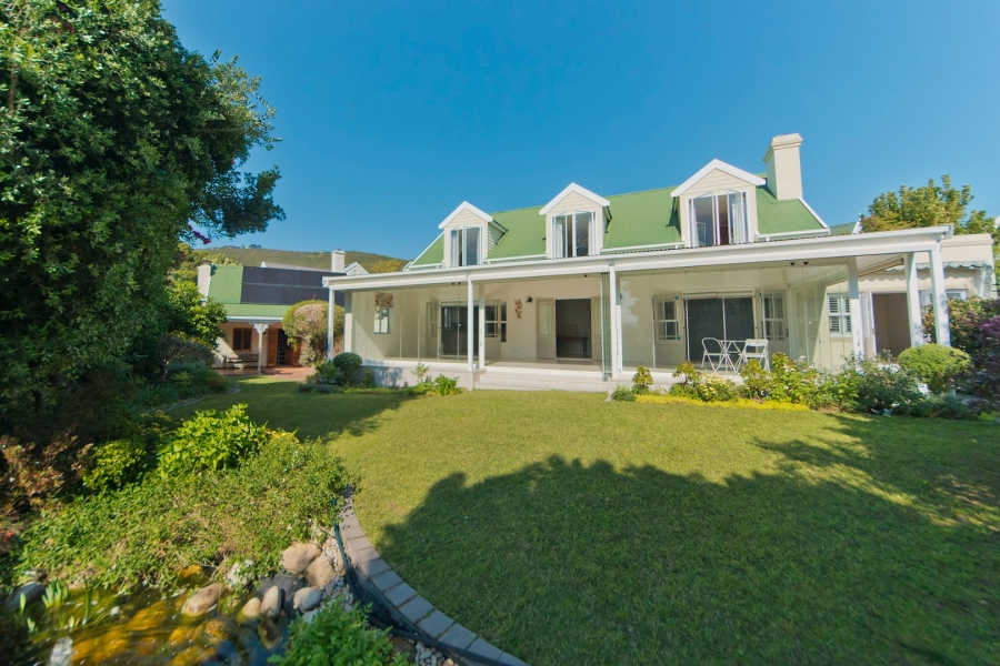 5 Bedroom Property for Sale in Belvedere Estate Western Cape